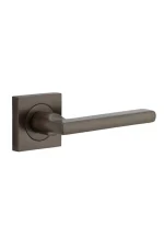 Baltimore-0271-Signature-Brass-Square-Rose-Lever