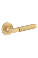 Berlin-0453-Brushed-Brass-Lever