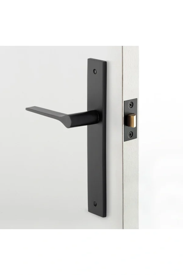 Como-Rectangular-Backplate-Lever