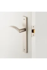 Oxford-Rectangular-Backplate-Lever