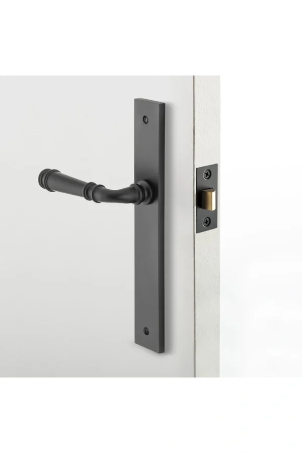Verona-Rectangular-Backplate-Lever