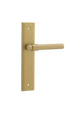 Helsinki-15402-Brushed-Brass-Stepped-Backplate-Lever