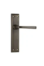 Menton-0678-Antique-Brass-Long-Backplate-Lever-Passage