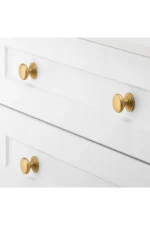 Sarlat-Cupboard-knob-feature