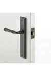 Verona-Stepped-Backplate-Lever-feature