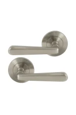 WINDSOR BRASS - VILLA ON 64MM ROUND ROSE - Image 3